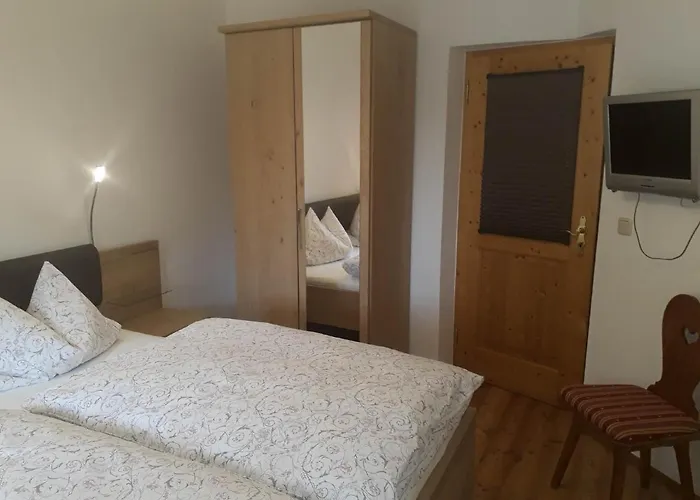 Haus Widlbrandlehen 农家乐 *